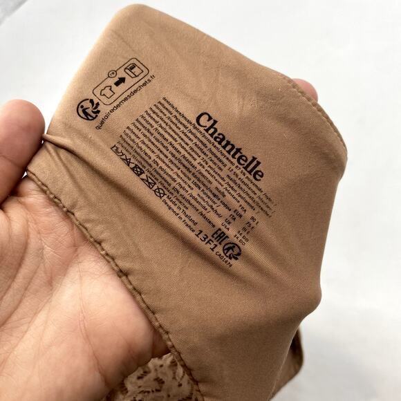 Chantelle 34DD taupe lace scoop unlined bra - Picture 3 of 3